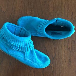 GUC Minnetonka Teal booties